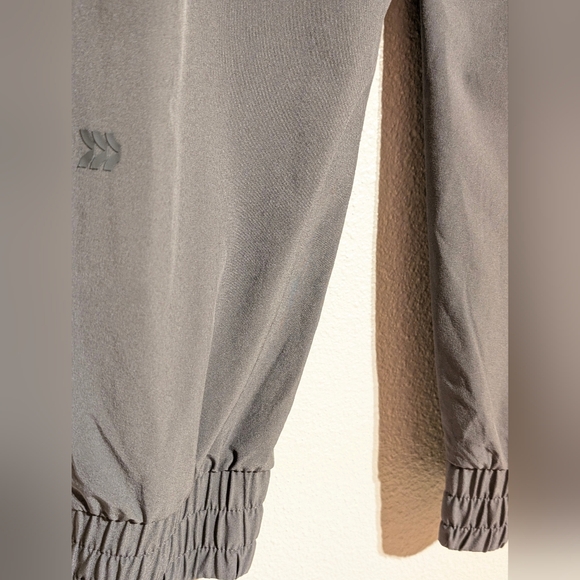 NWT All in Motion Women's Stretch Cargo Jogger Pants - Gray XS - Picture 5 of 7